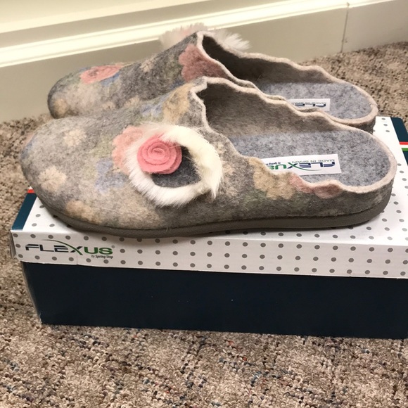 Spring Step Flexus Slippers - Picture 2 of 4